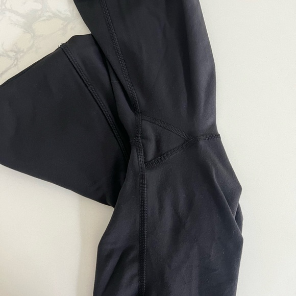 Lululemon Wunder Under Hi-Rise Tight - Tall  (Full-On Luon 31") - Picture 5 of 6